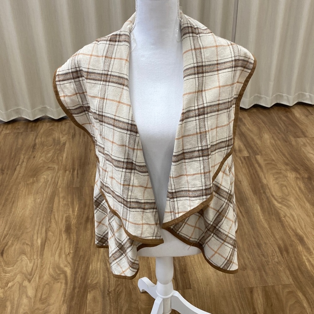 Sleeveless fall color sweater